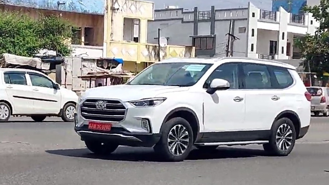 MG Gloster (Toyota Fortuner rival) spotted sans camouflage ahead of launch
