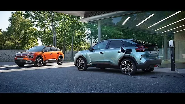 New Citroen C4 is funky coupe crossover New Citroen C4 is funky coupe crossover