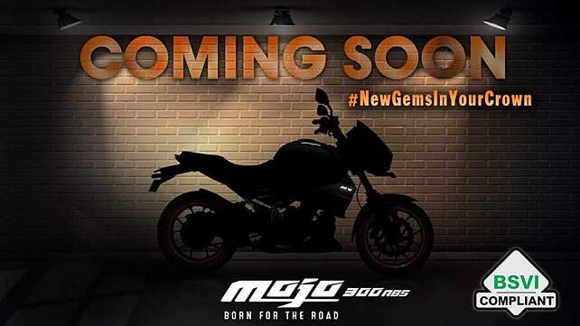 Mahindra Mojo XT300 Right Side