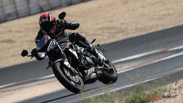 Triumph Street Triple RS Action