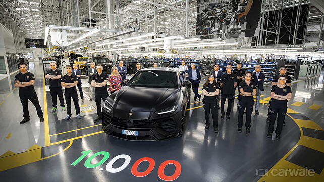 Lamborghini Urus achieves 10,000 units production milestone