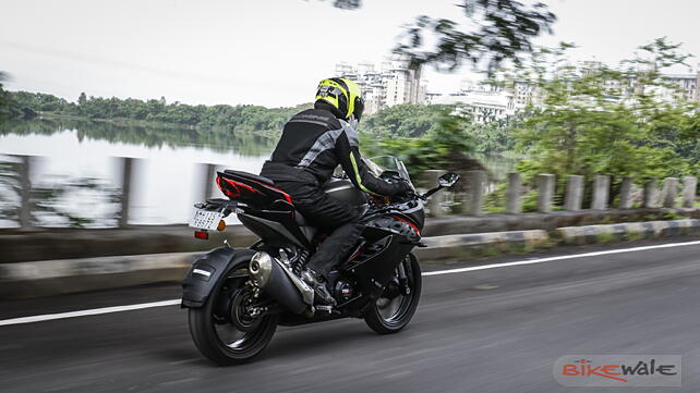 TVS Apache RR310 Action