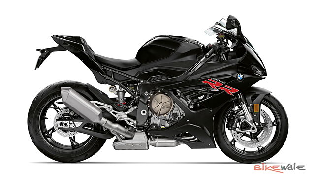 BMW S 1000 RR gets Euro5 upgrade, new paint options