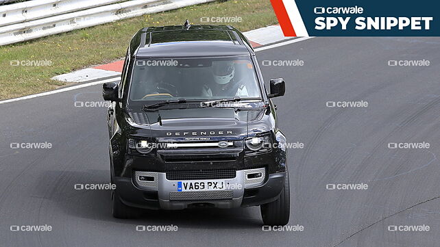 Land Rover Defender V8 spied at the Nurburging