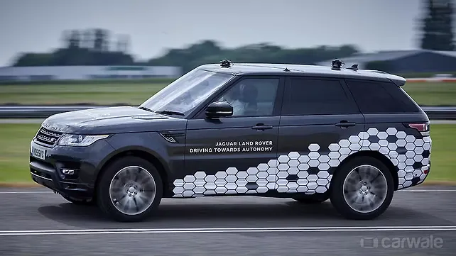 Jaguar Land Rover works on reducing motion sickness with new autonomous tech Jaguar Land Rover works on reducing motion sickness with new autonomous tech