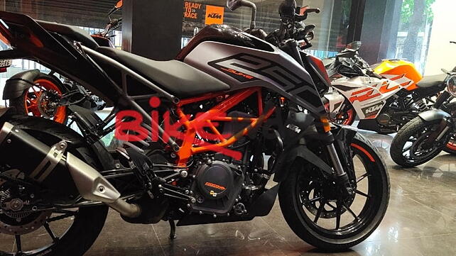 KTM 250 Duke Right Side