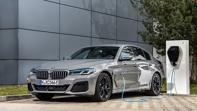 Updated BMW 5 Series gets five plug-in hybrid models Updated BMW 5 Series gets five plug-in hybrid models