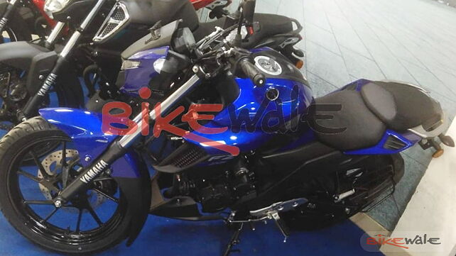 Yamaha FZ25 BS6 starts reaching dealerships in India