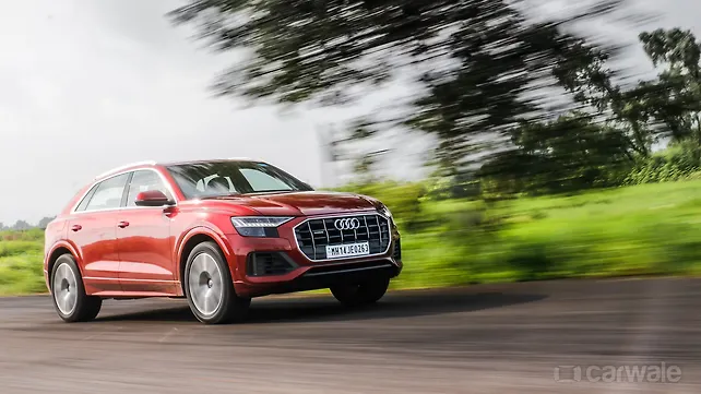 Audi Q8 [2020-2024] Right Front Three Quarter