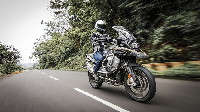 BMW R series motorcycles recalled in US over tyre pressure labels