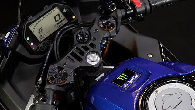 Yamaha YZF R3 Instrument cluster