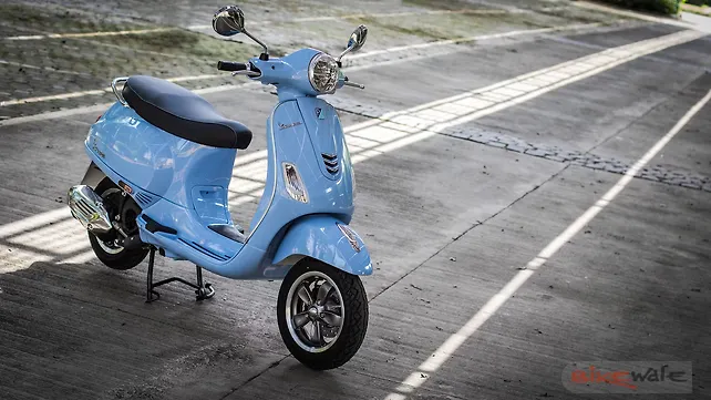 Vespa SXL 150 Front Right Three-Quarter