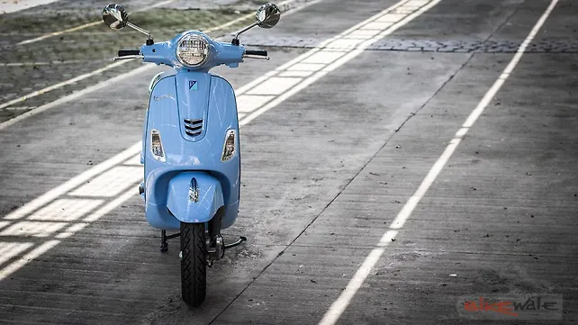 Vespa SXL 150 Front View