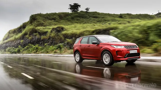 Land Rover Discovery Sport [2020-2022] Right Front Three Quarter