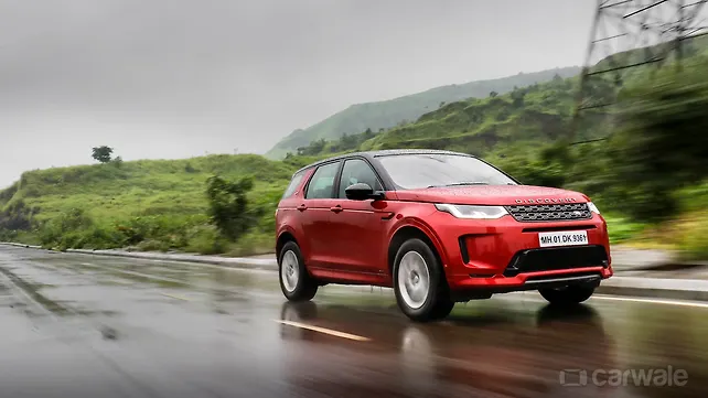 Land Rover Discovery Sport [2020-2022] Right Front Three Quarter