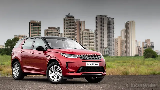 Land Rover Discovery Sport [2020-2022] Right Front Three Quarter