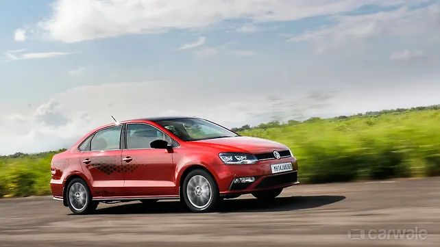 Volkswagen Vento Right Front Three Quarter Volkswagen Vento Right Front Three Quarter