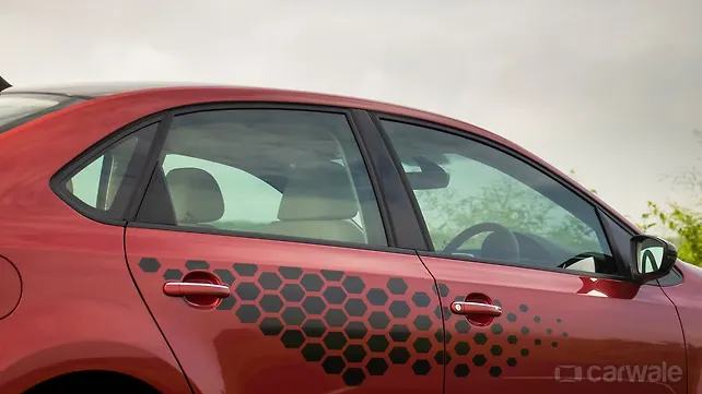 Volkswagen Vento Right Side View Volkswagen Vento Right Side View