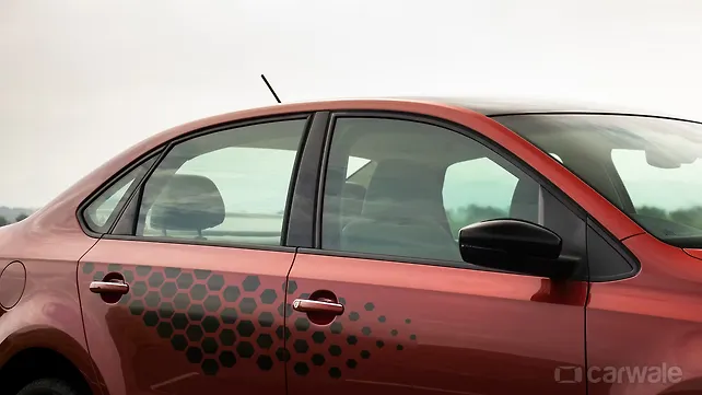 Volkswagen Vento Right Side View Volkswagen Vento Right Side View