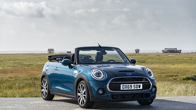 MINI Convertible Sidewalk Edition launched in India at Rs 44.90 lakh