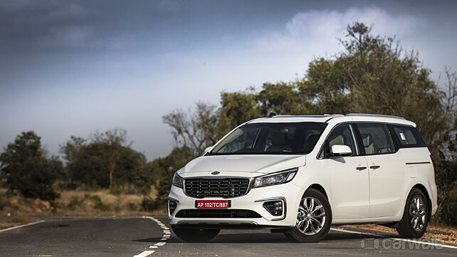 Discounts up to Rs 2 lakh on Kia Carnival in October 2020