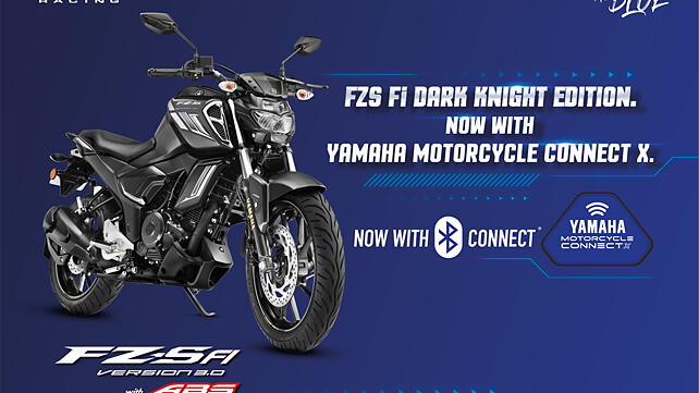 Yamaha FZ FI Right Front Three Quarter