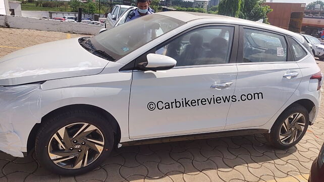 New Hyundai Elite i20 spotted at dealerships ahead of its launch