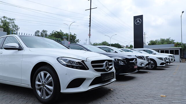 Mercedes-Benz delivers 550 cars during Navratri and Dassehra