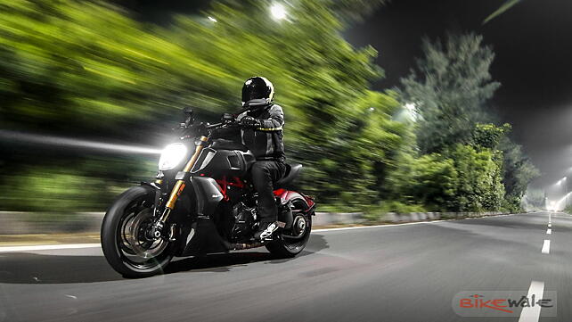 Ducati Diavel 1260 S: Review Image Gallery - BikeWale