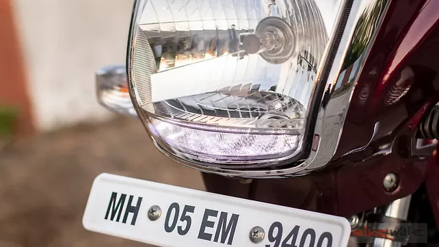 TVS Radeon Head Light