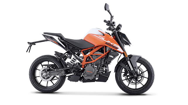 KTM 125 Duke Right Side View