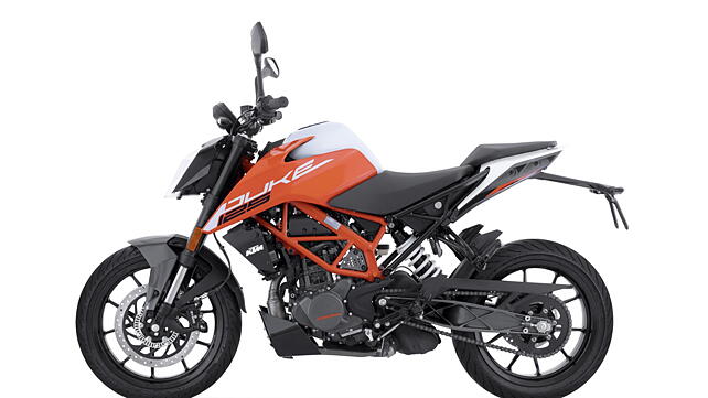 KTM 125 Duke Left Side View