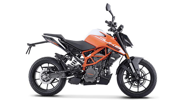 KTM 125 Duke Right Side View