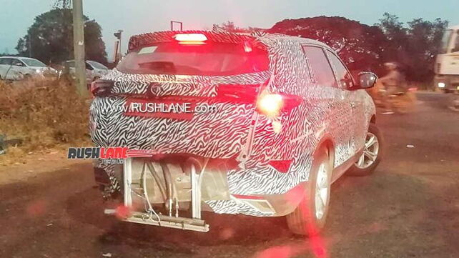 Camouflaged Tata Harrier spied; is it the petrol model?