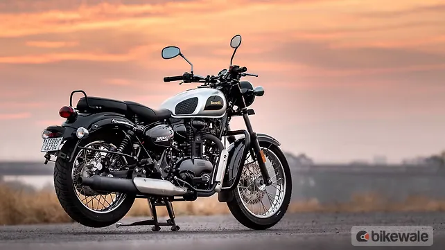 Benelli Imperiale 400 Right Rear Three Quarter