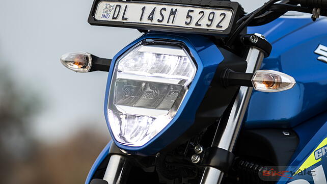 Suzuki Gixxer 250 Head Light