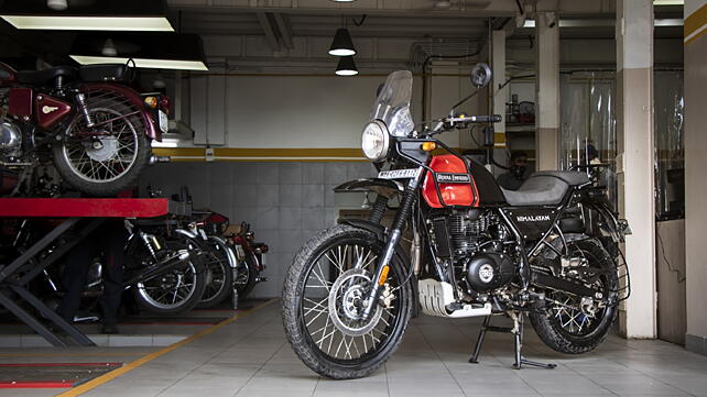 Royal Enfield Meteor 350 Right Side View