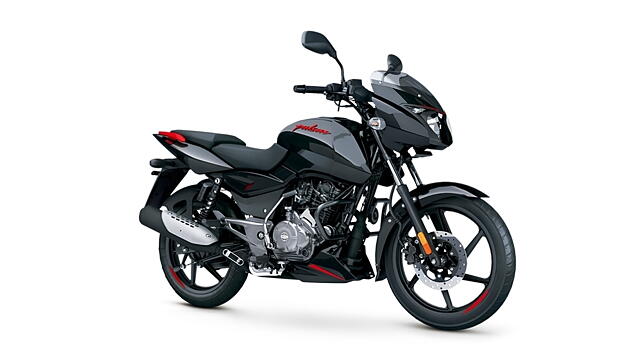 Hero Splendor Plus Right Front Three Quarter