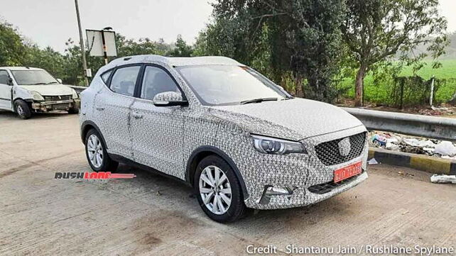 MG ZS Petrol spied testing again; interior details leaked