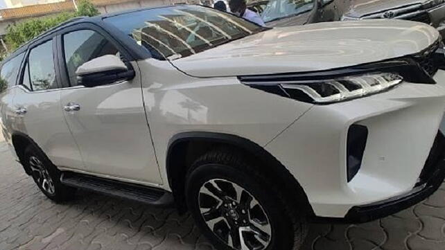 New Toyota Fortuner Legender variant arrives at showrooms - CarWale