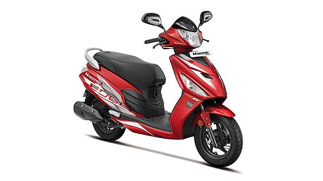 Hero Xtreme 160R Right Front Three Quarter