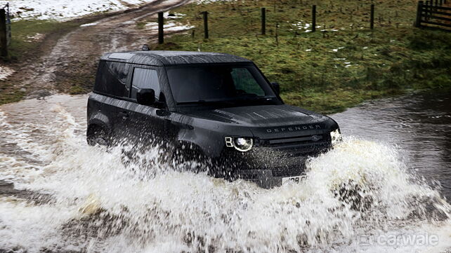 Land Rover Defender V8 drives in with 518bhp