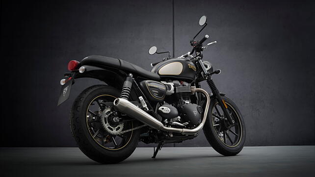 Triumph Street Twin [2021] Right Rear Three Quarter