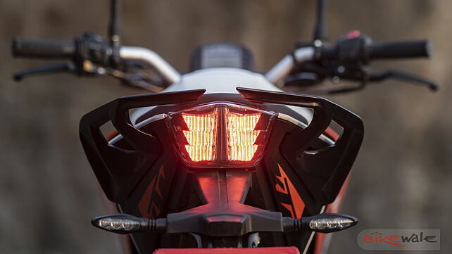 2021 KTM 125 Duke: First Ride Review - BikeWale