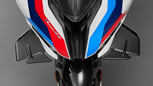 BMW M 1000 RR Winglets