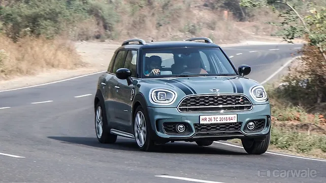 Mini Countryman Right Front Three Quarter