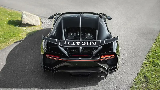 Bugatti Chiron achieves 300 units production milestone - CarWale