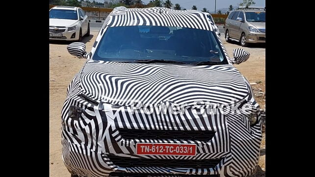 Citroen mini SUV spied testing again; interior details leaked