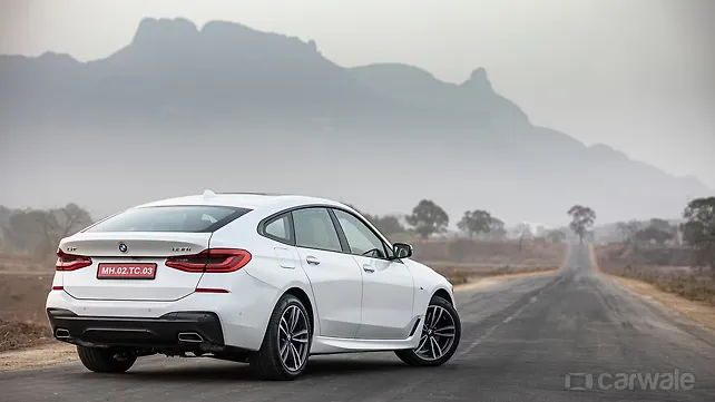 BMW 6 Series GT [2018-2021] Right Rear Three Quarter