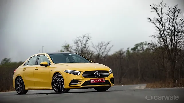Mercedes-Benz A-Class Limousine [2021-2023] Right Front Three Quarter